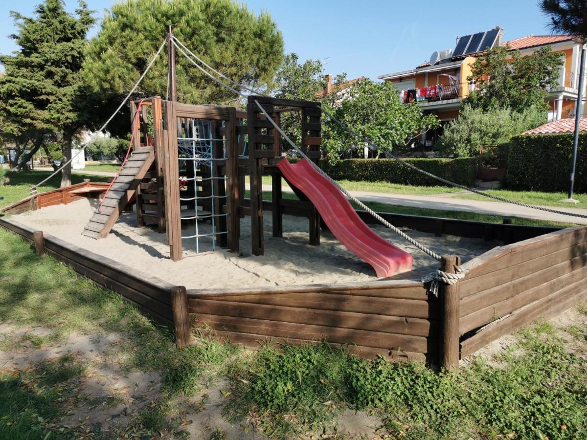 Lora Deluxe Superior 5 Star Apartment, Your Piece Of Heaven By The Sea & Park With Sea & Park View Novigrad Istria 外观 照片