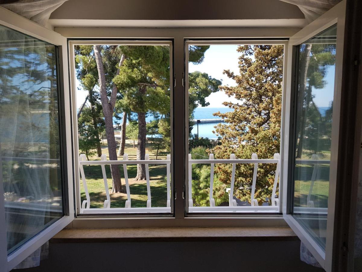 Lora Deluxe Superior 5 Star Apartment, Your Piece Of Heaven By The Sea & Park With Sea & Park View Novigrad Istria 外观 照片