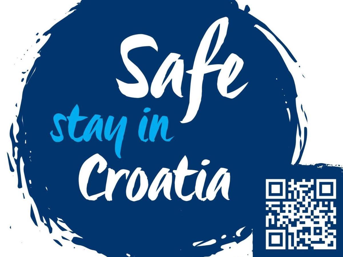 Lora Deluxe Superior 5 Star Apartment, Your Piece Of Heaven By The Sea & Park With Sea & Park View Novigrad Istria 外观 照片